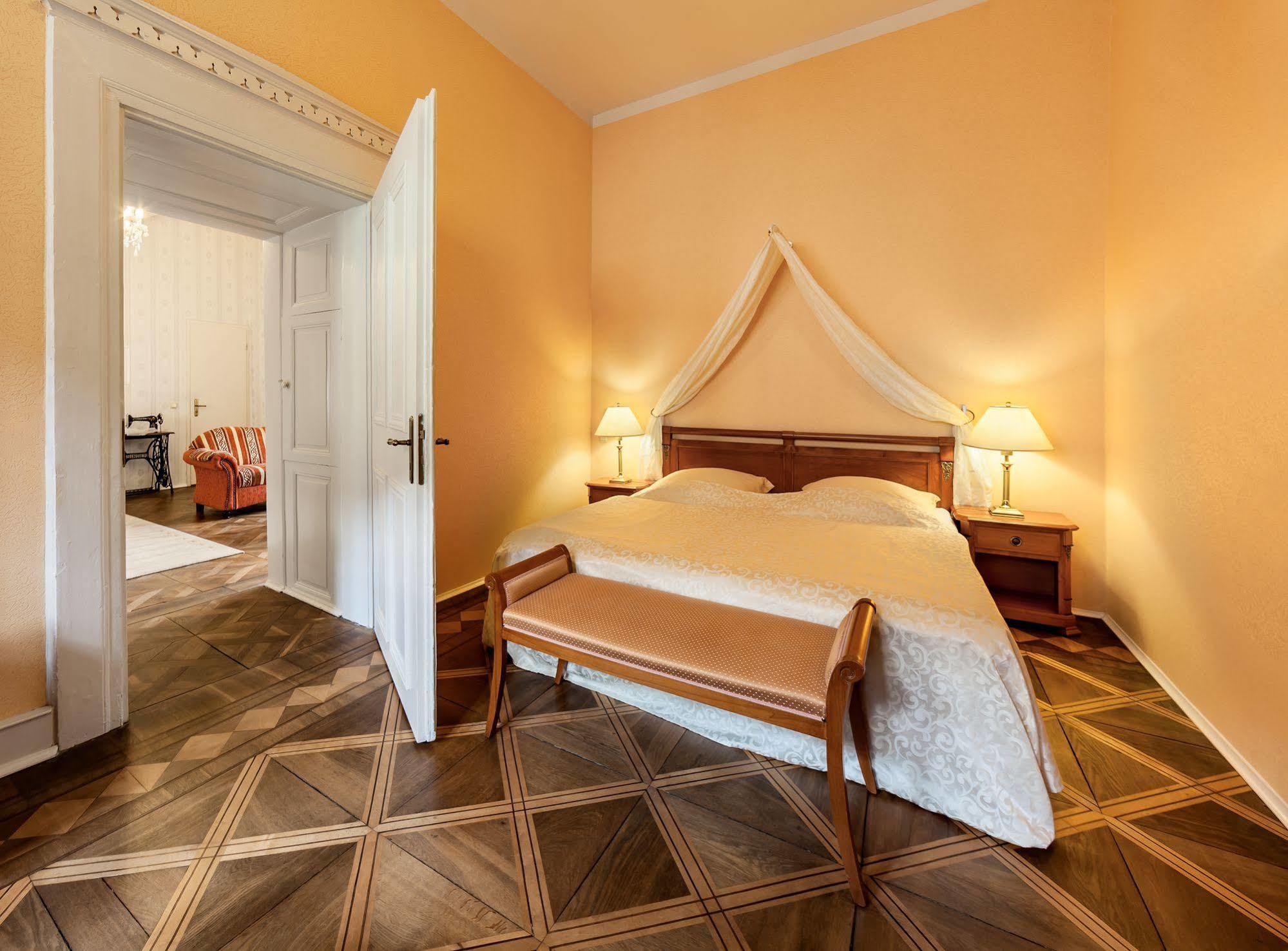 Hotel & Spa Wasserschloss Westerburg Exterior photo